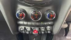 MINI Hatchback 1.5 Cooper Exclusive Premium 3dr Auto Petrol Hatchback